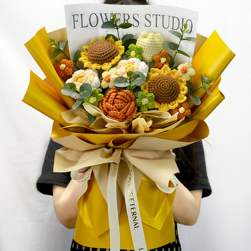 Knitted large bouquet