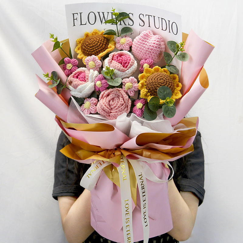Knitted large bouquet