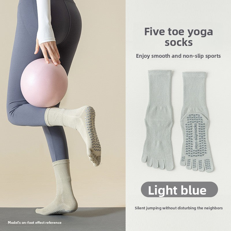 Contrasting color yoga socks