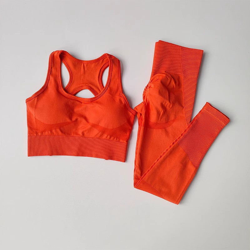 Seamless Quick-Dry Sports Suit with Built-In Bra