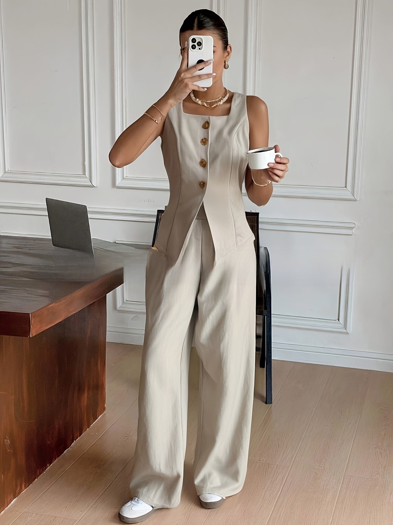 Elegant Sleeveless Top and Trousers Set